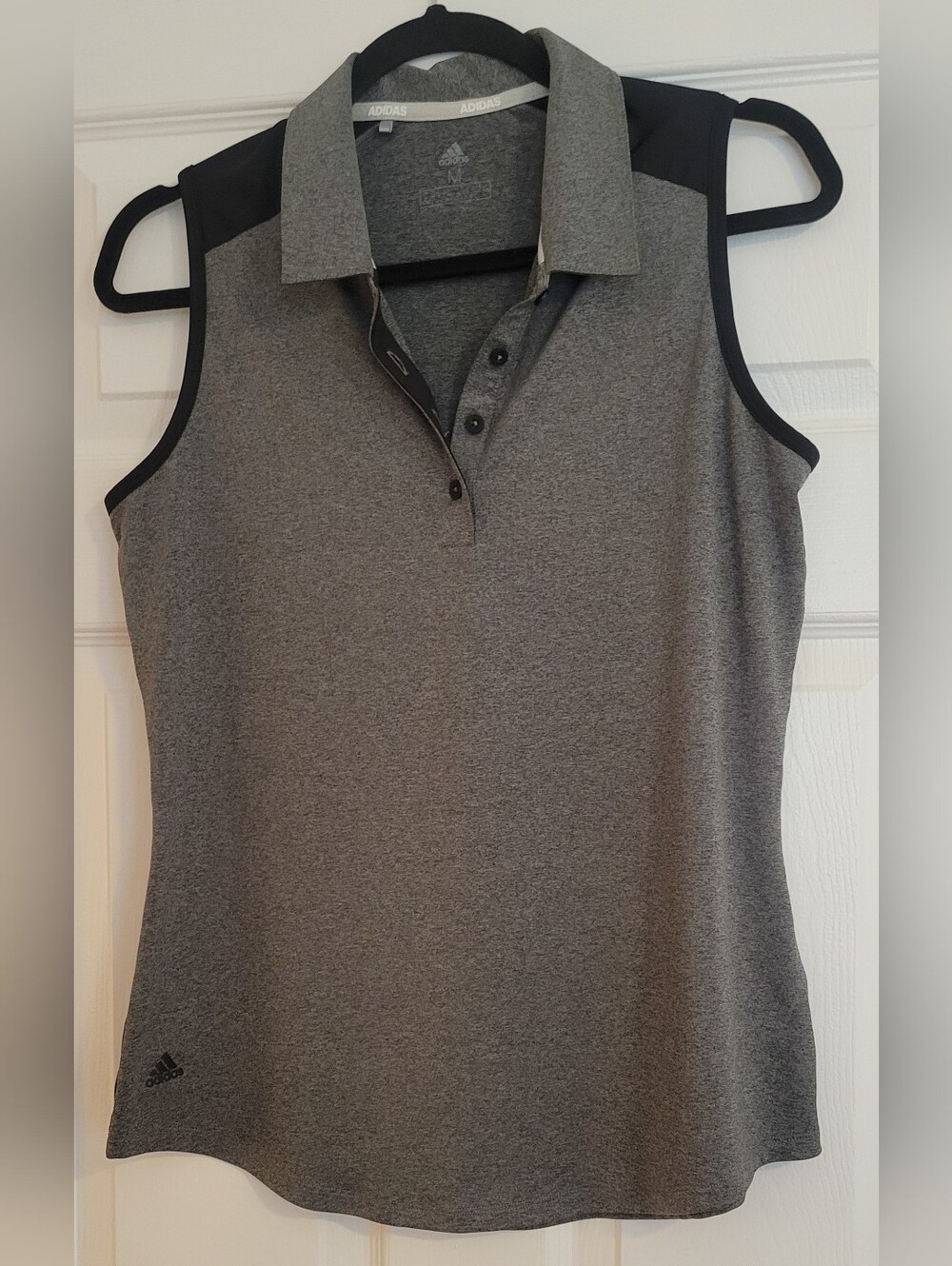 Adidas Women’s Grey Sleeveless Ultimate Polo Top. Size M. Great Condition.